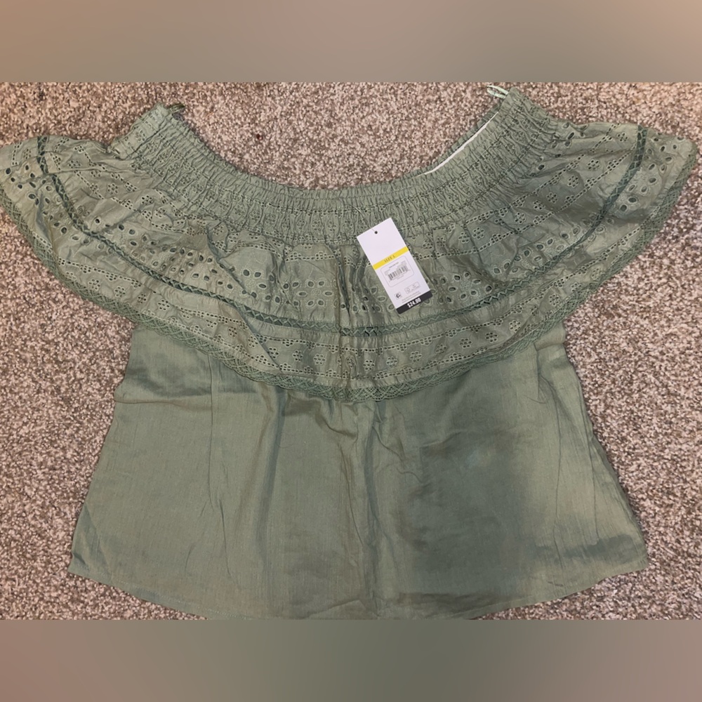 Green Off-Shoulder Women's Top